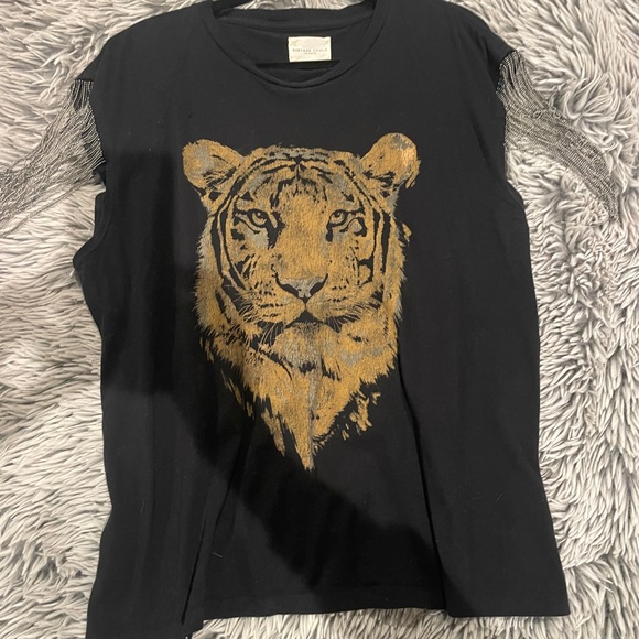 Free People Tiger T-shirt with metal fringe sleeves - L - Picture 1 of 4